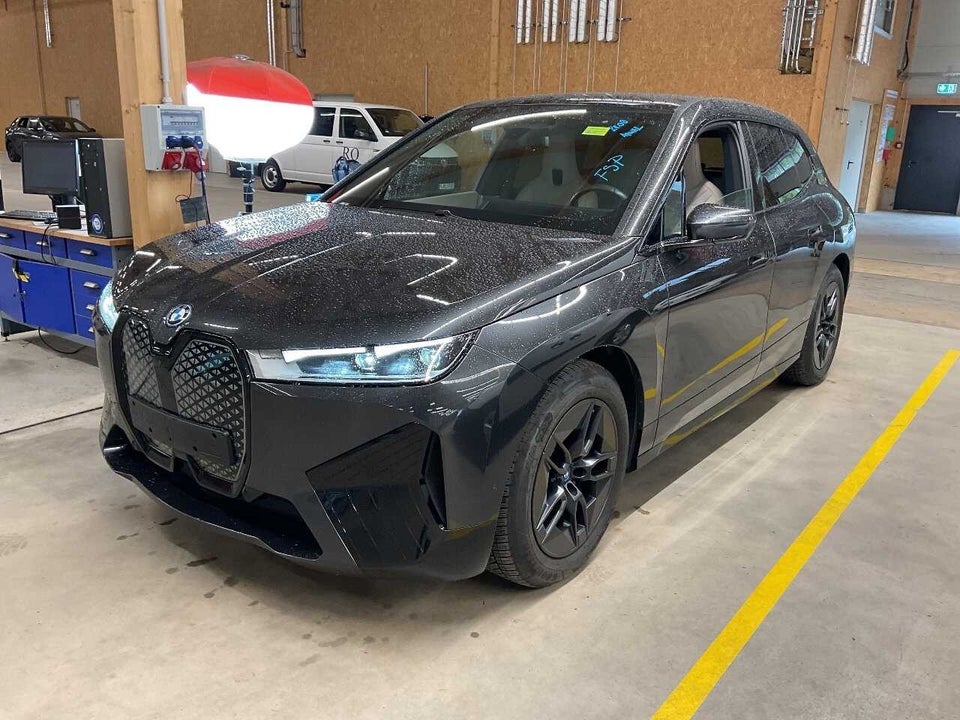 BMW iX xDrive40 Sport Line 5d
