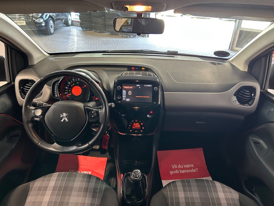 Peugeot 108 1,0 e-VTi 72 Allure 5d