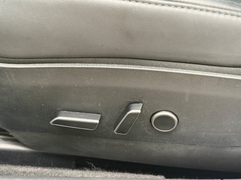 Tesla Model 3 Long Range RWD 4d