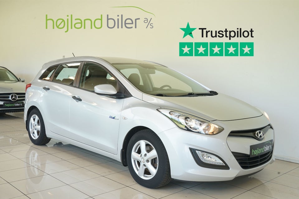 Hyundai i30 1,6 CRDi 110 Comfort Go! CW 5d