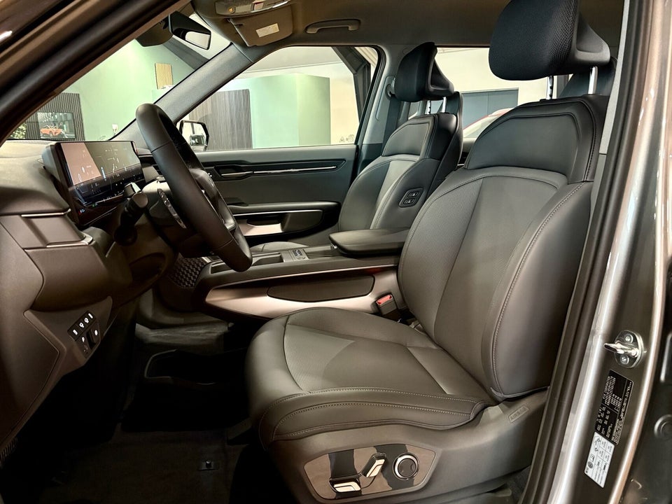 Kia EV9 76 Standard Range Upgrade RWD 7prs 5d