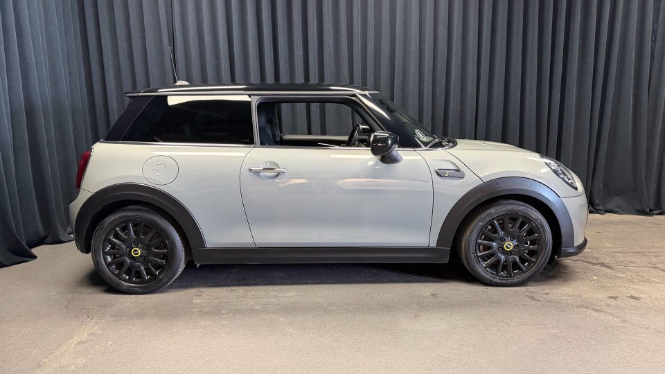 MINI Cooper SE Edition Premium 3d