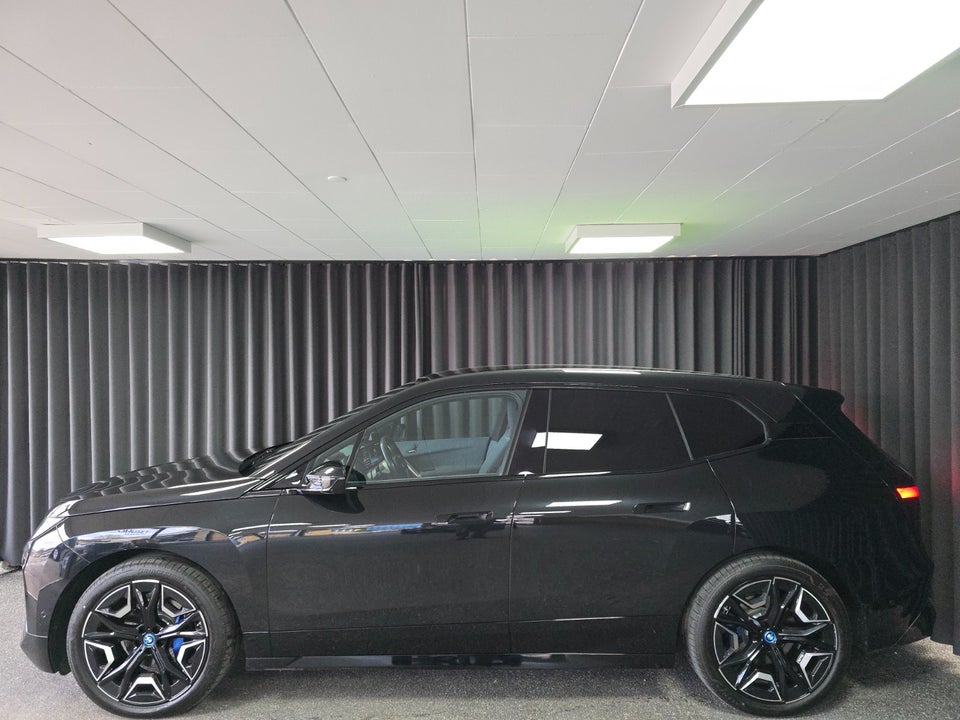 BMW iX xDrive50 Supercharged 5d
