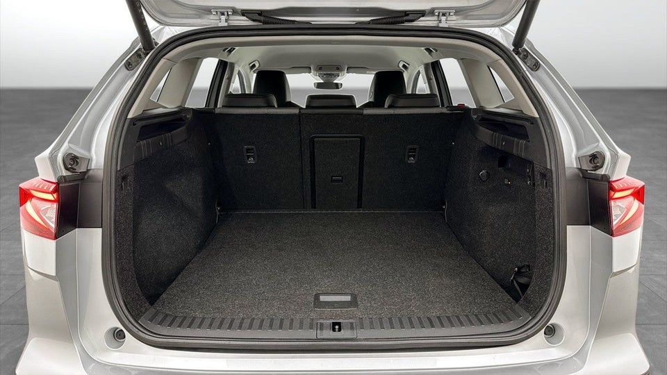 Skoda Enyaq 85 iV Loft 5d