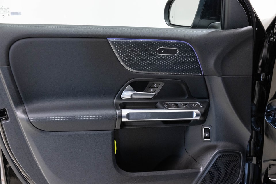 Mercedes EQB350 AMG Advance 4Matic 5d