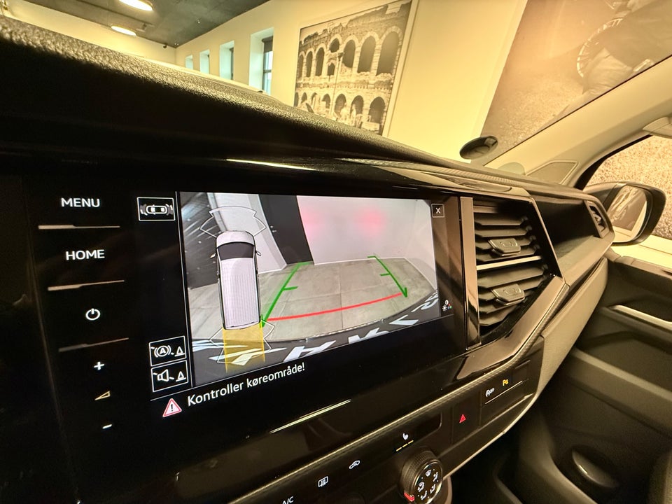 VW Transporter 2,0 TDi 150 Kassevogn DSG lang