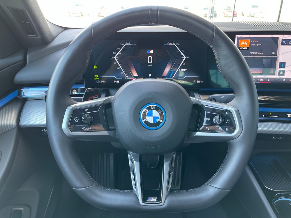 BMW i5 eDrive40 M-Sport 4d