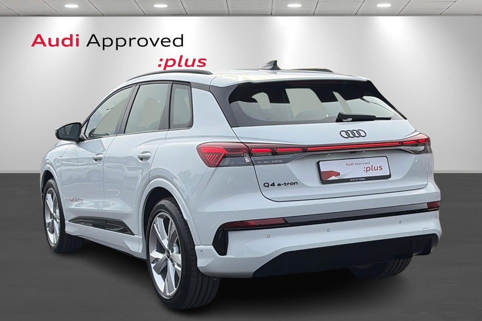 Audi Q4 e-tron performance 5d