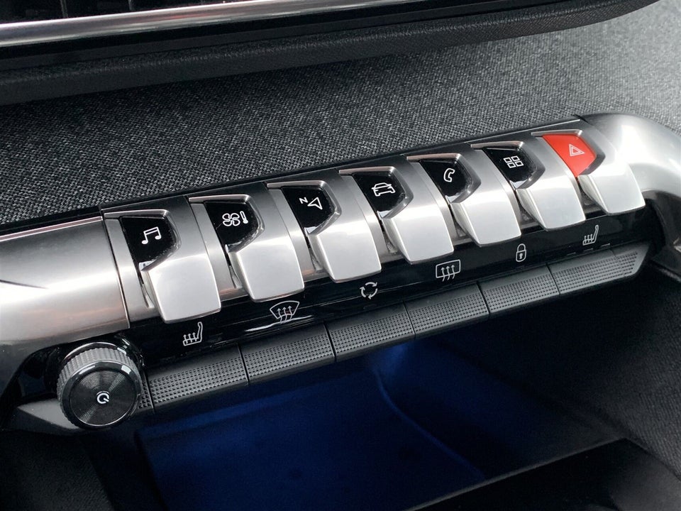 Peugeot 5008 1,2 PureTech 130 Allure EAT8 7prs 5d