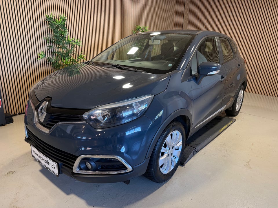 Renault Captur 0,9 TCe 90 Expression 5d