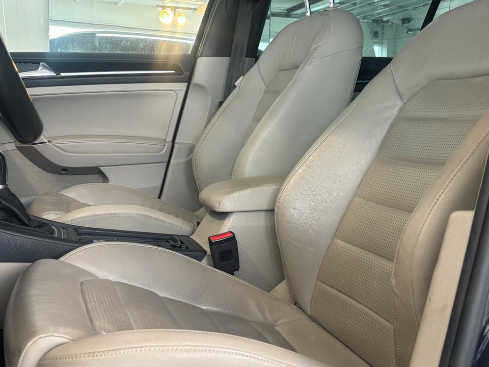 VW Golf VII 1,5 TSi 150 Highline Variant DSG 5d