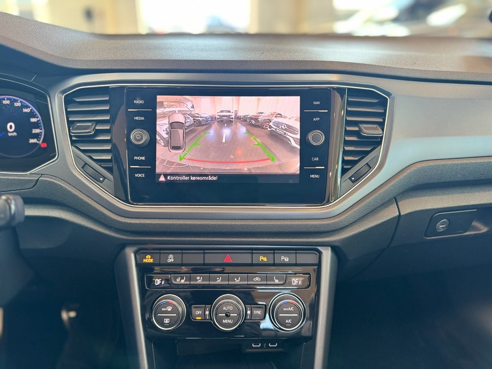 VW T-Roc 1,5 TSi 150 R-line Cabriolet DSG 2d