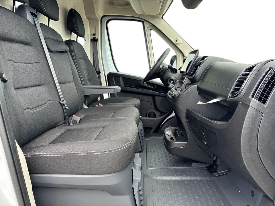 Peugeot e-Boxer 435 110 L3H2 Premium