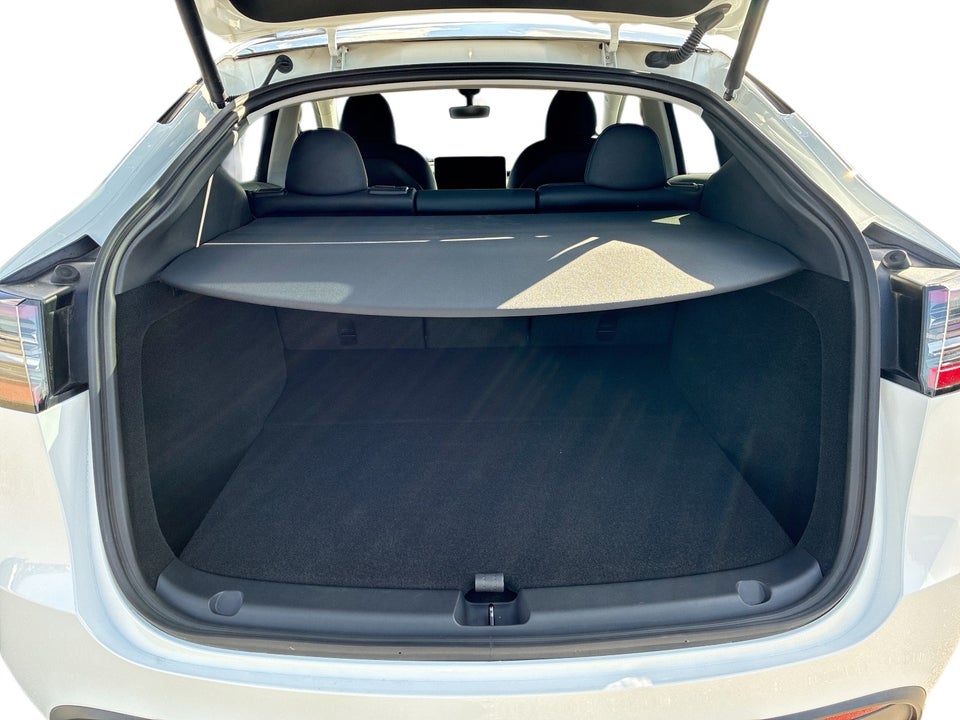 Tesla Model Y Long Range AWD 5d