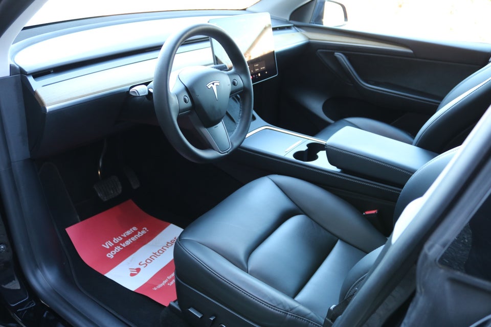 Tesla Model Y RWD 5d
