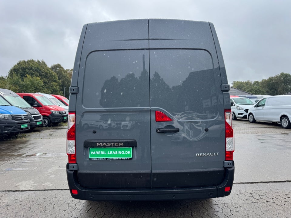 Renault Master IV T35 2,3 dCi 150 L3H2 Kassevogn