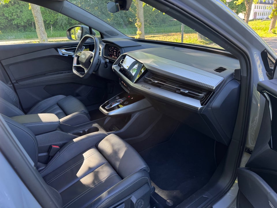 Audi Q4 e-tron 35 S-line 5d