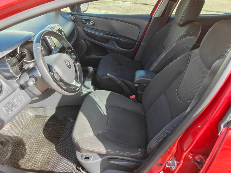 Renault Clio IV 1,5 dCi 75 Expression 5d