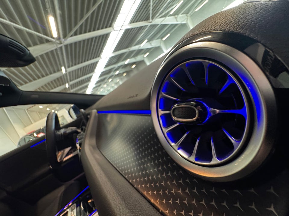 Mercedes EQA300 Progressive 4Matic 5d