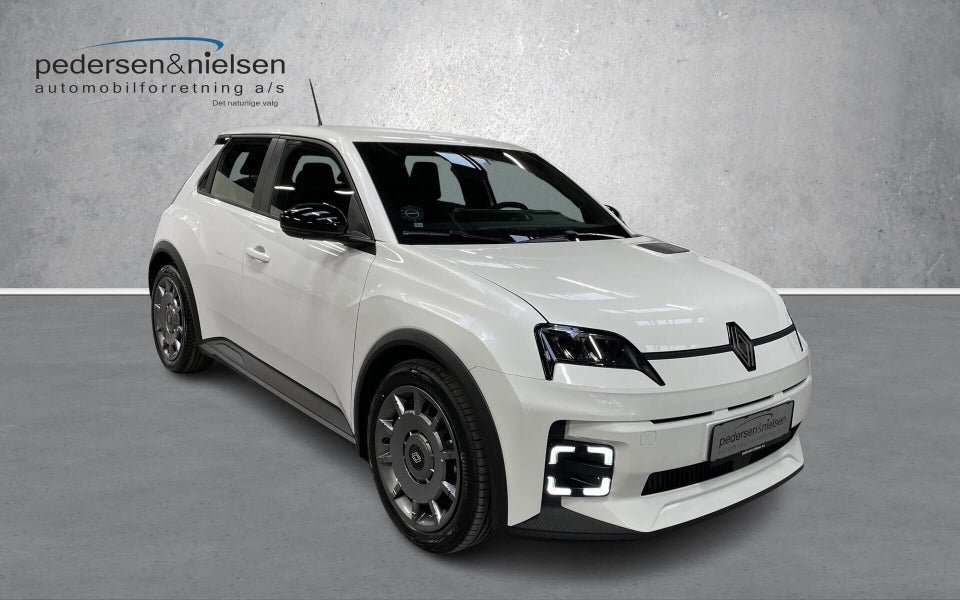 Renault 5 E-Tech 40 Evolution 5d