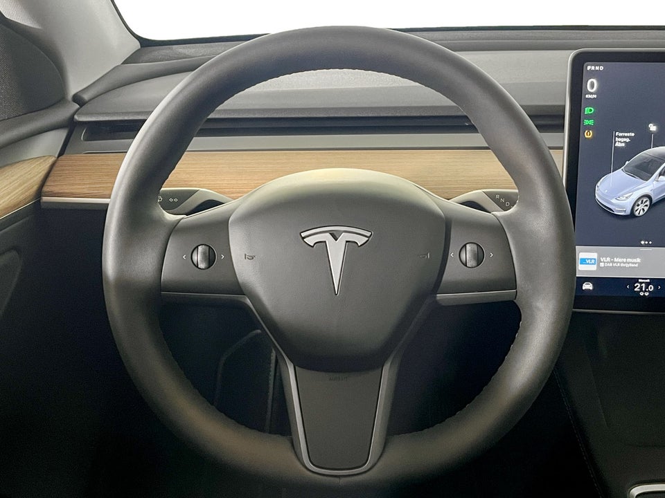 Tesla Model Y Long Range AWD 5d