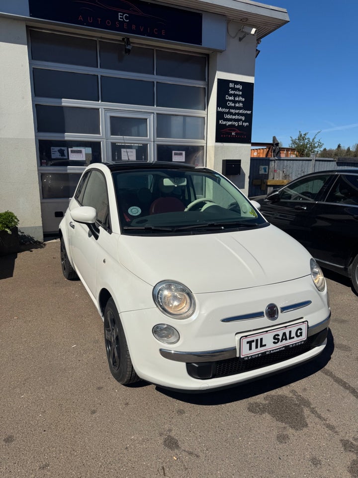 Fiat 500 1,3 MJT 75 Lounge 3d