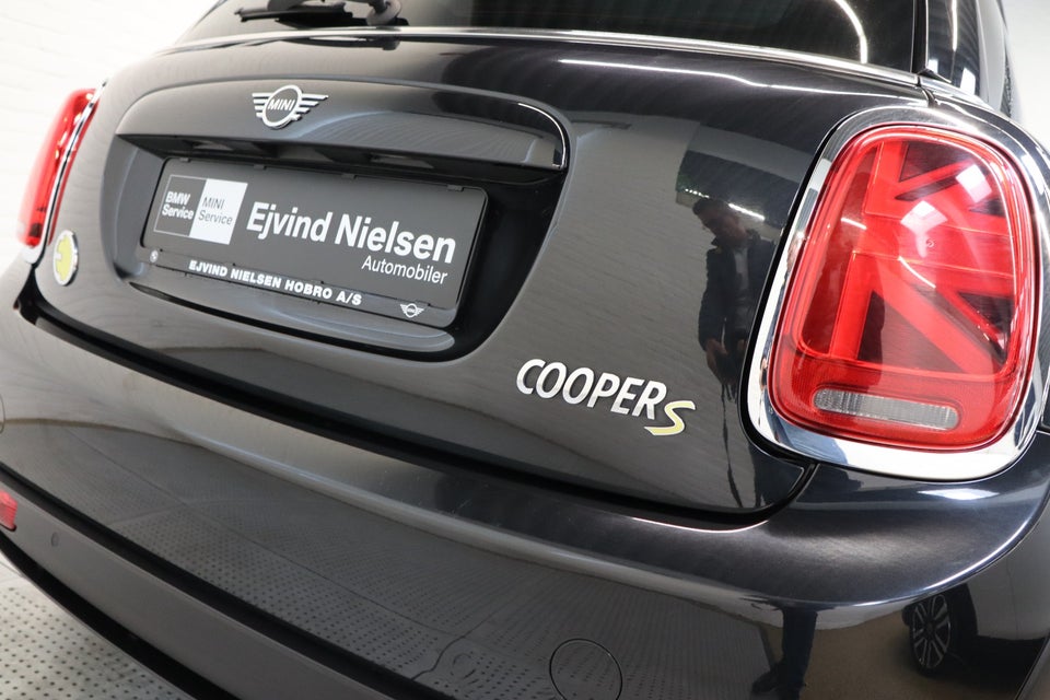 MINI Cooper SE Classic Trim 3d