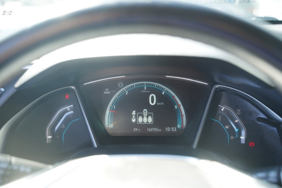Honda Civic 1,6 i-DTEC Elegance 4d