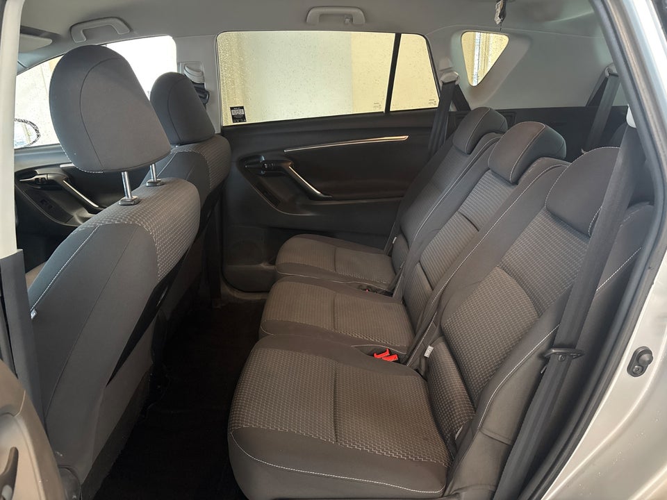 Toyota Verso 1,8 VVT-i T2 7prs 5d