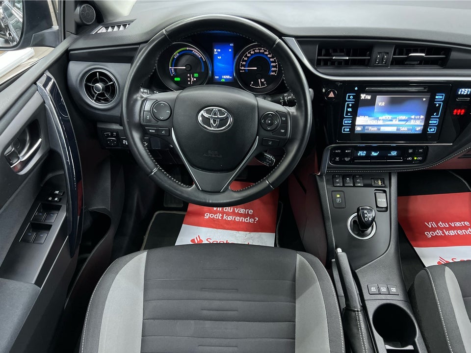 Toyota Auris 1,8 Hybrid H2 Comfort CVT 5d