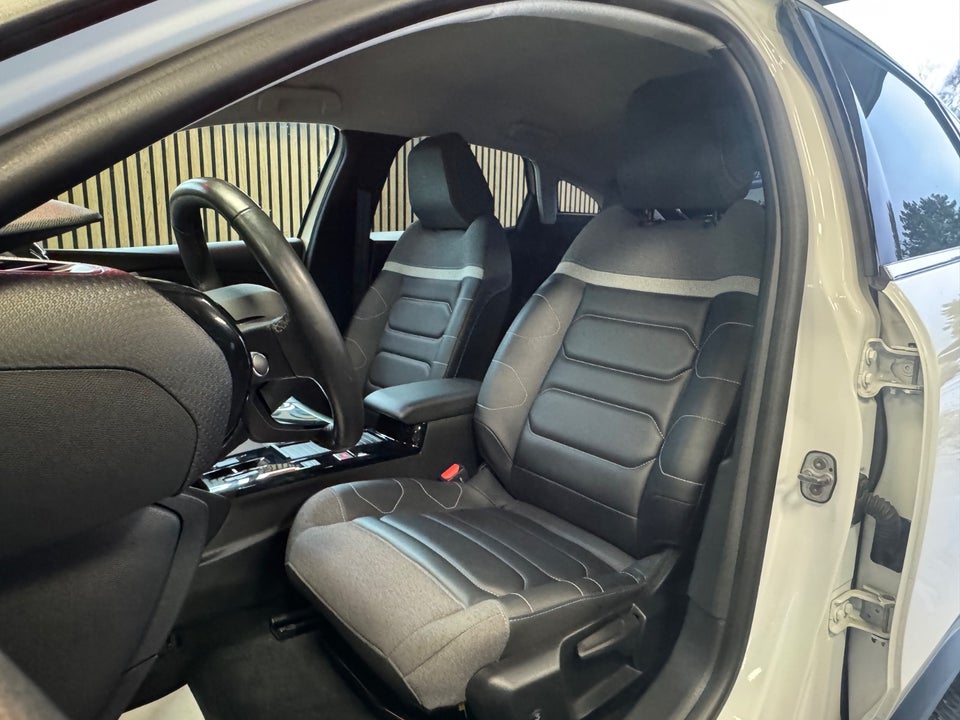 Citroën ë-C4 50 Shine 5d