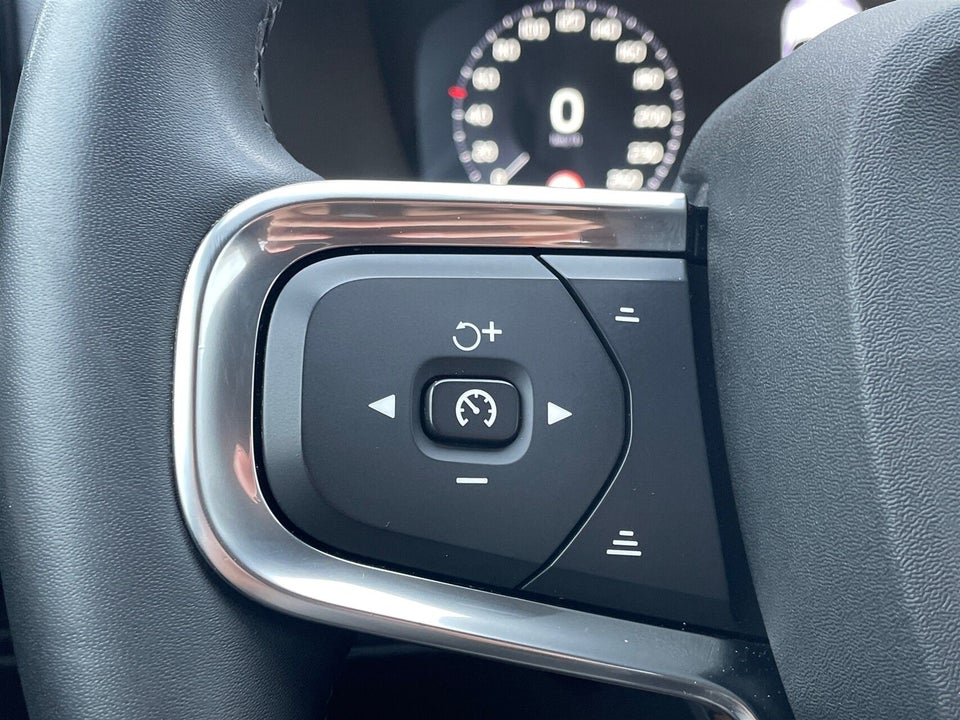 Volvo XC40 1,5 T4 ReCharge Inscription X aut. 5d