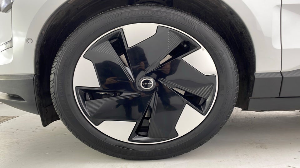 Volvo EX30 Extended Range Ultra 5d