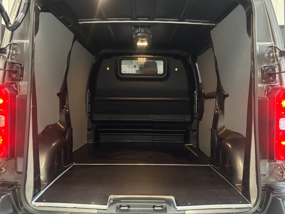 Toyota ProAce 2,0 D 144 Medium Master aut. 4d