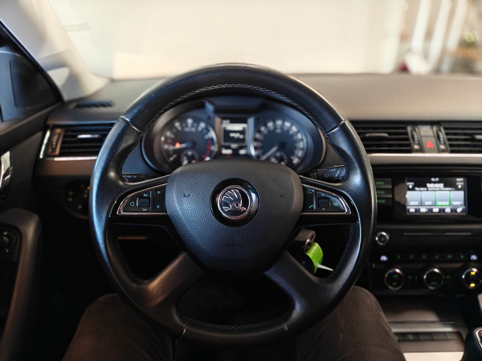 Skoda Octavia 1,4 TSi 140 Elegance Combi 5d