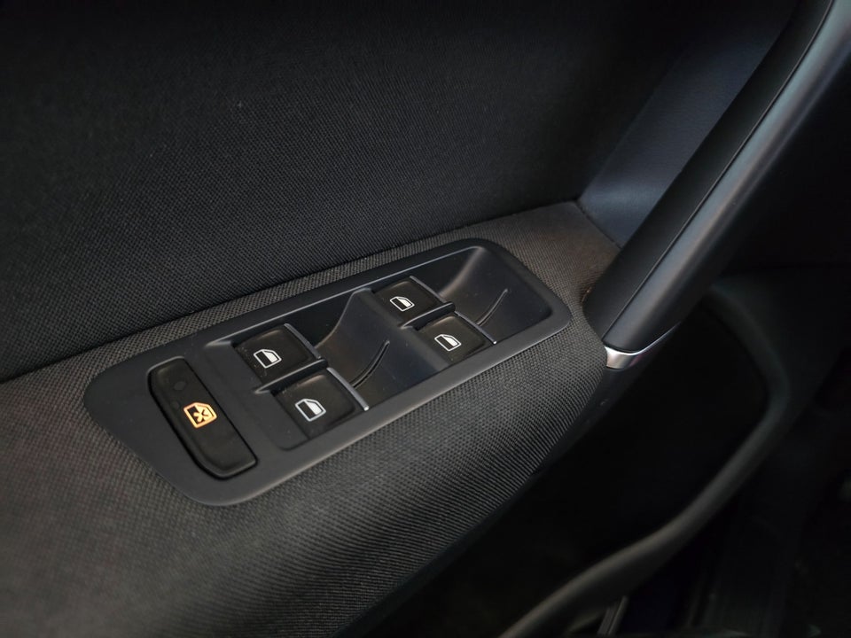 VW Golf Sportsvan 1,4 TSi 150 Highline BMT 5d