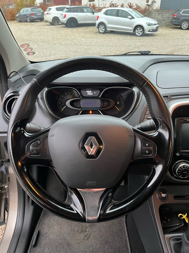 Renault Captur 0,9 TCe 90 Expression 5d