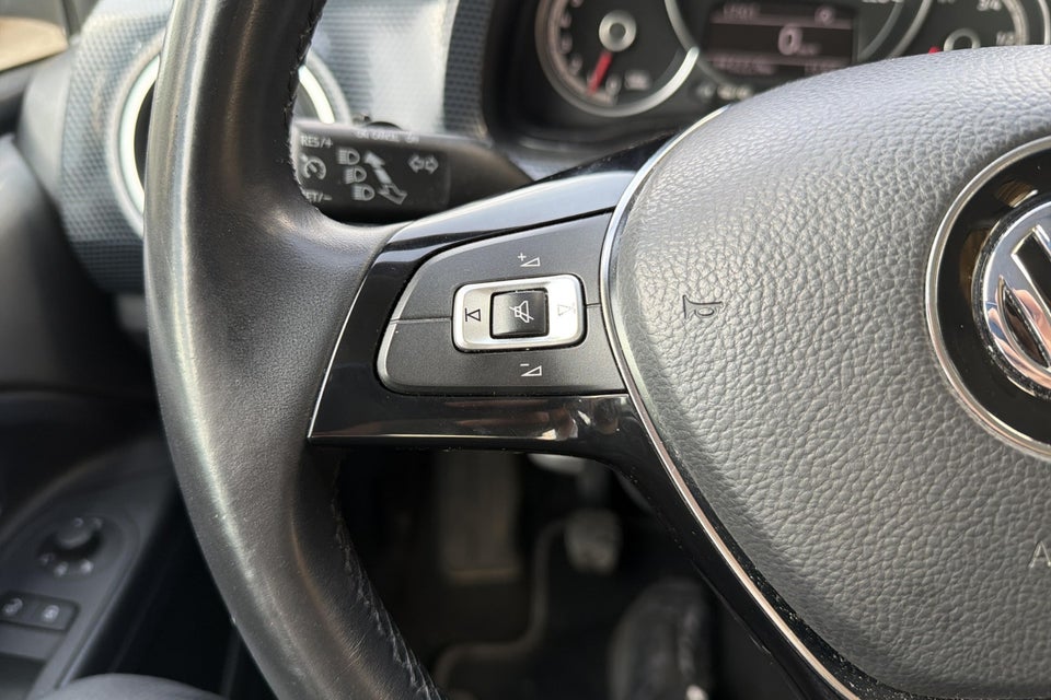VW Up! 1,0 MPi 60 Move Up! BMT 5d