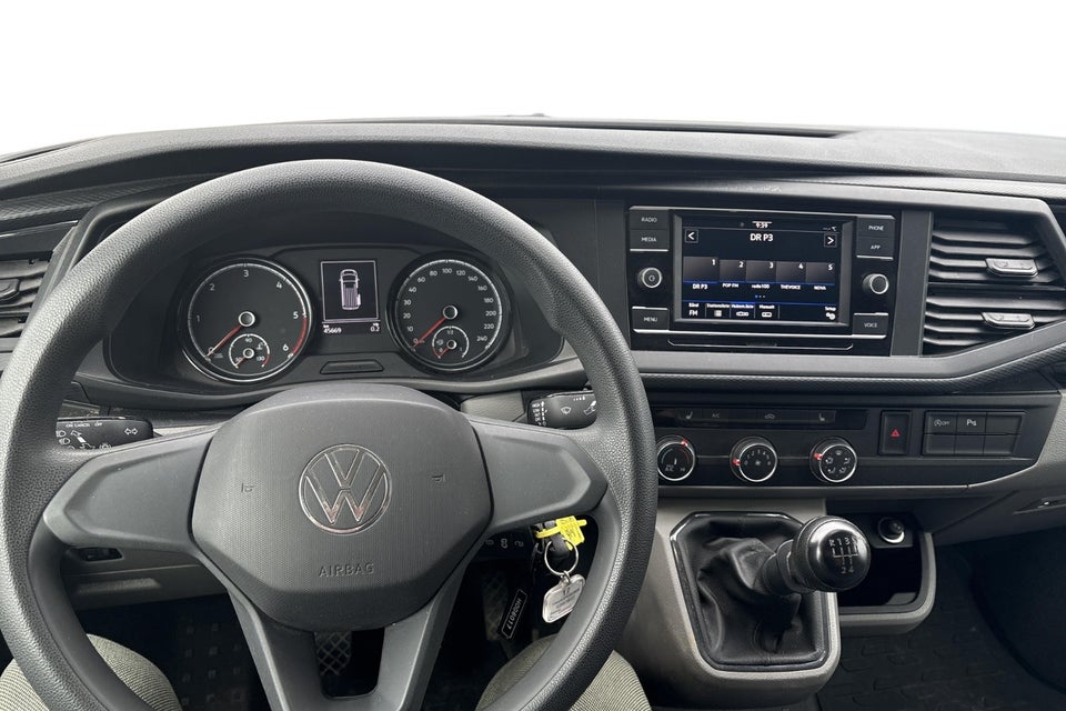 VW Transporter 2,0 TDi 110 Kassevogn lang