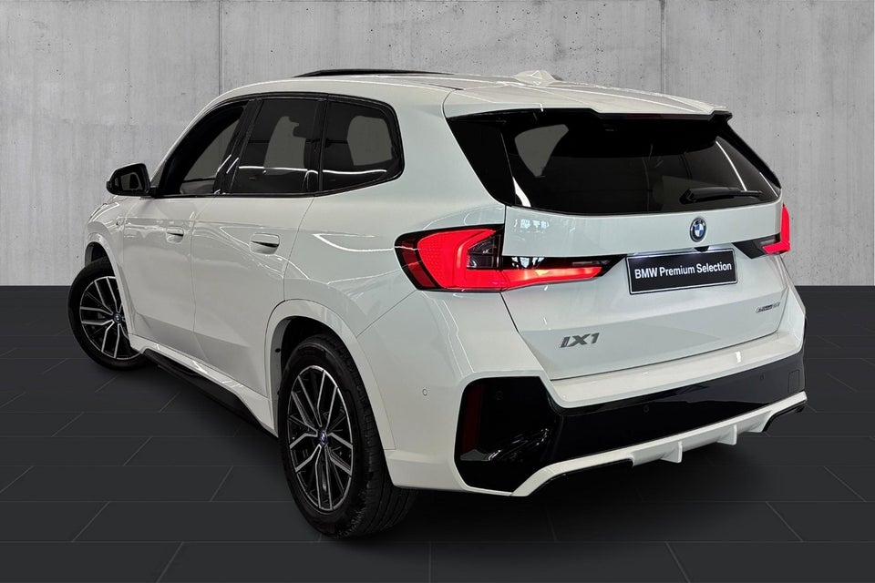 BMW iX1 eDrive20 M-Sport 5d