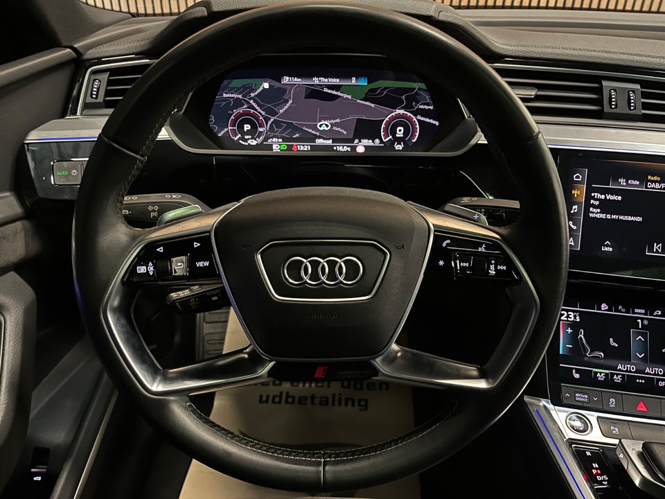 Audi e-tron 55 S-line quattro 5d