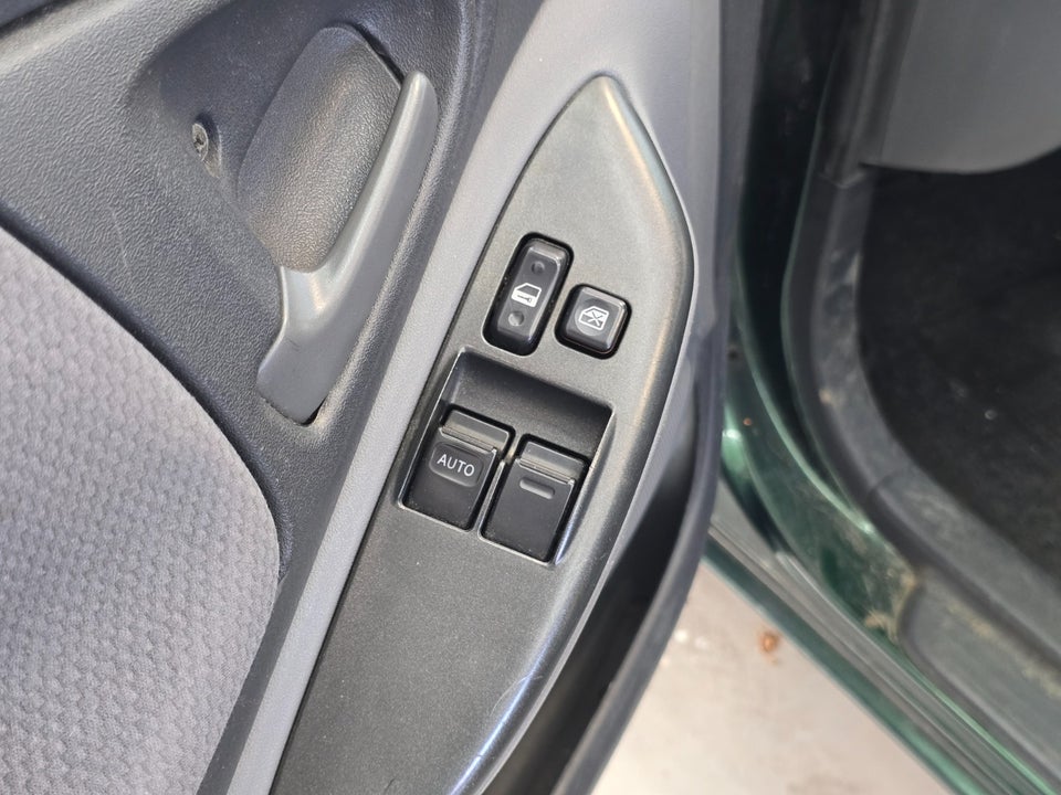 Toyota Yaris 1,3 Luna 5d