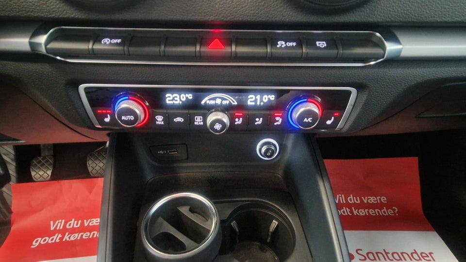 Audi A3 30 TFSi Sportback 5d