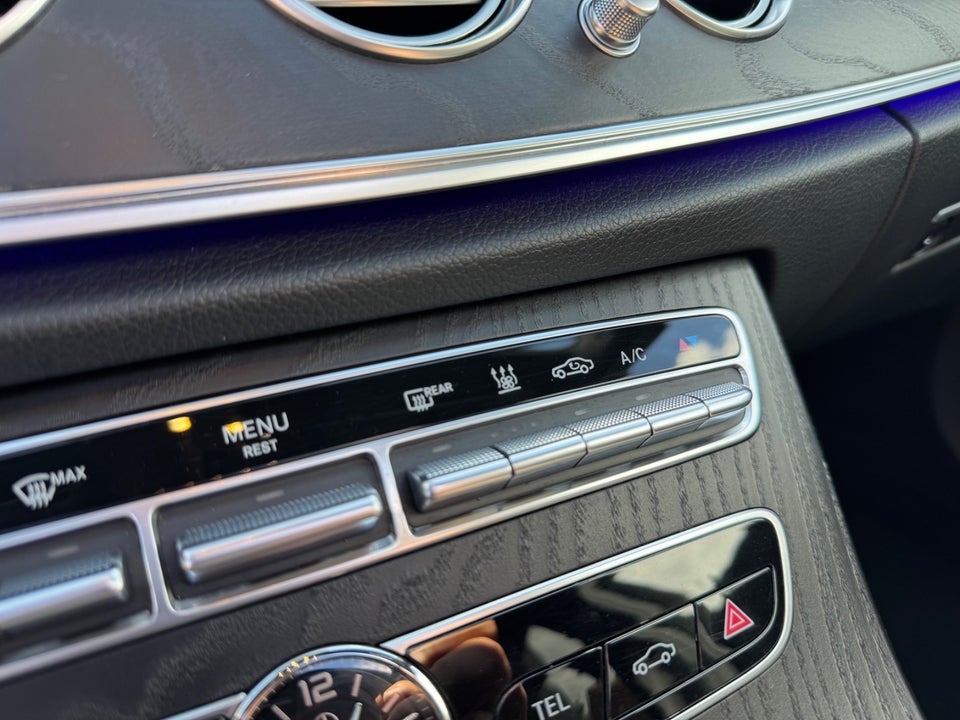 Mercedes E300 de 2,0 AMG Line Night Edition stc. aut. 5d