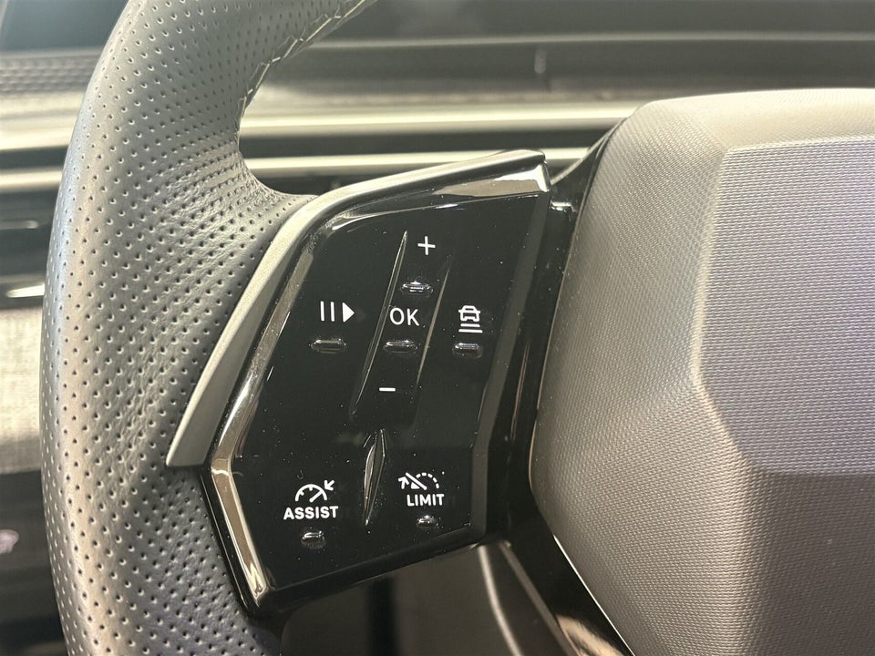 Peugeot e-5008 77 GT Pack 7prs 5d