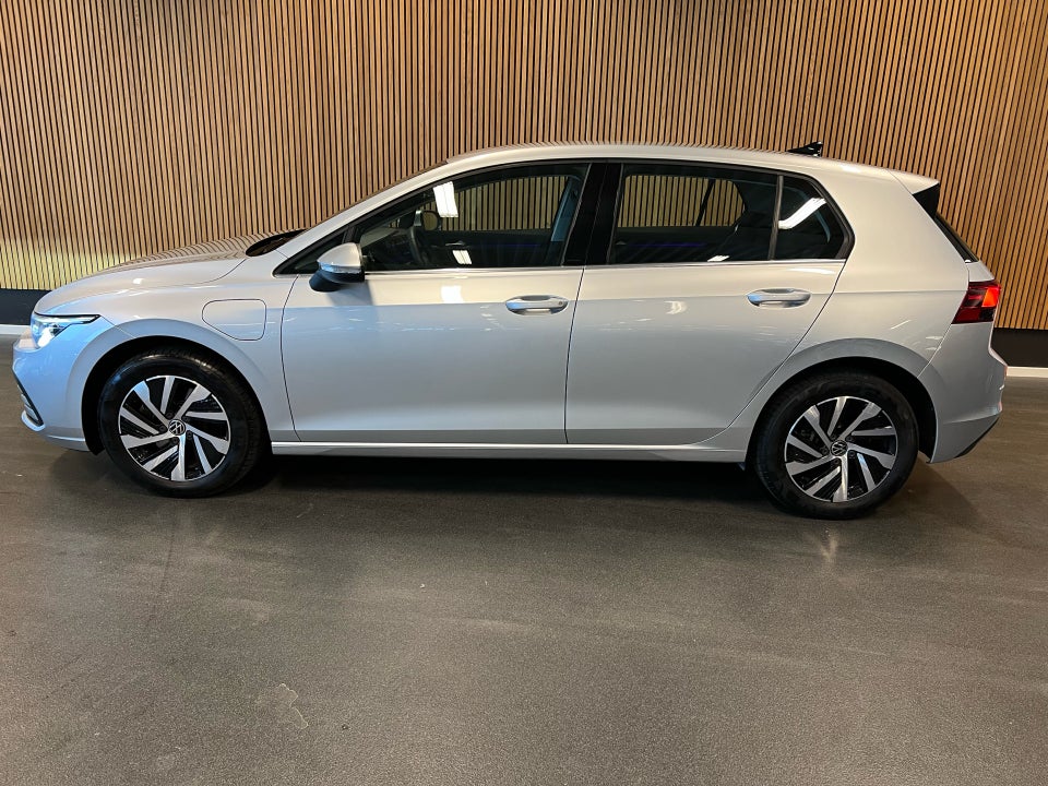 VW Golf VII 1,4 GTE DSG 5d