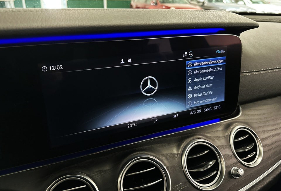 Mercedes E220 d 2,0 AMG Line stc. aut. 5d