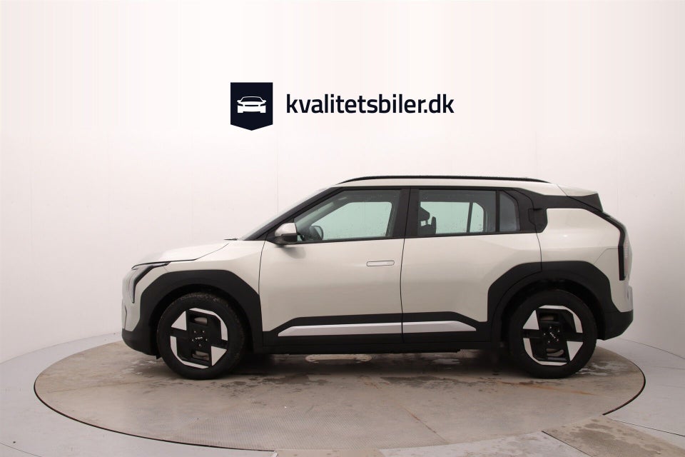 Kia EV3 58 Standard Range Access 5d