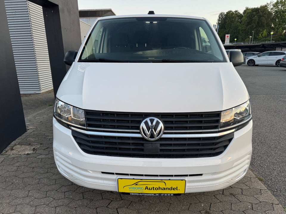 VW Transporter 2,0 TDi 150 Kassevogn DSG lang