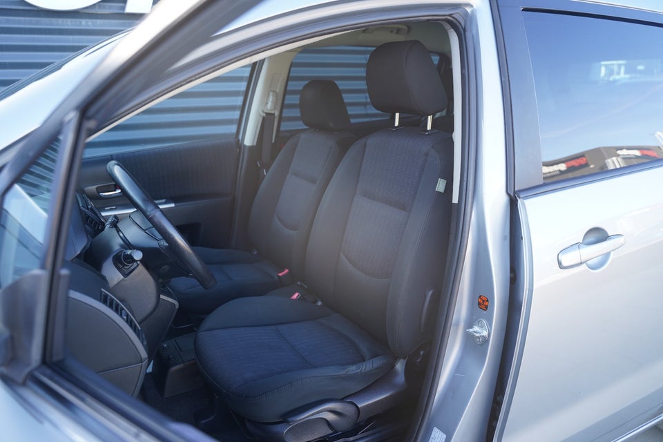 Mazda 5 2,0 Touring 7prs 5d